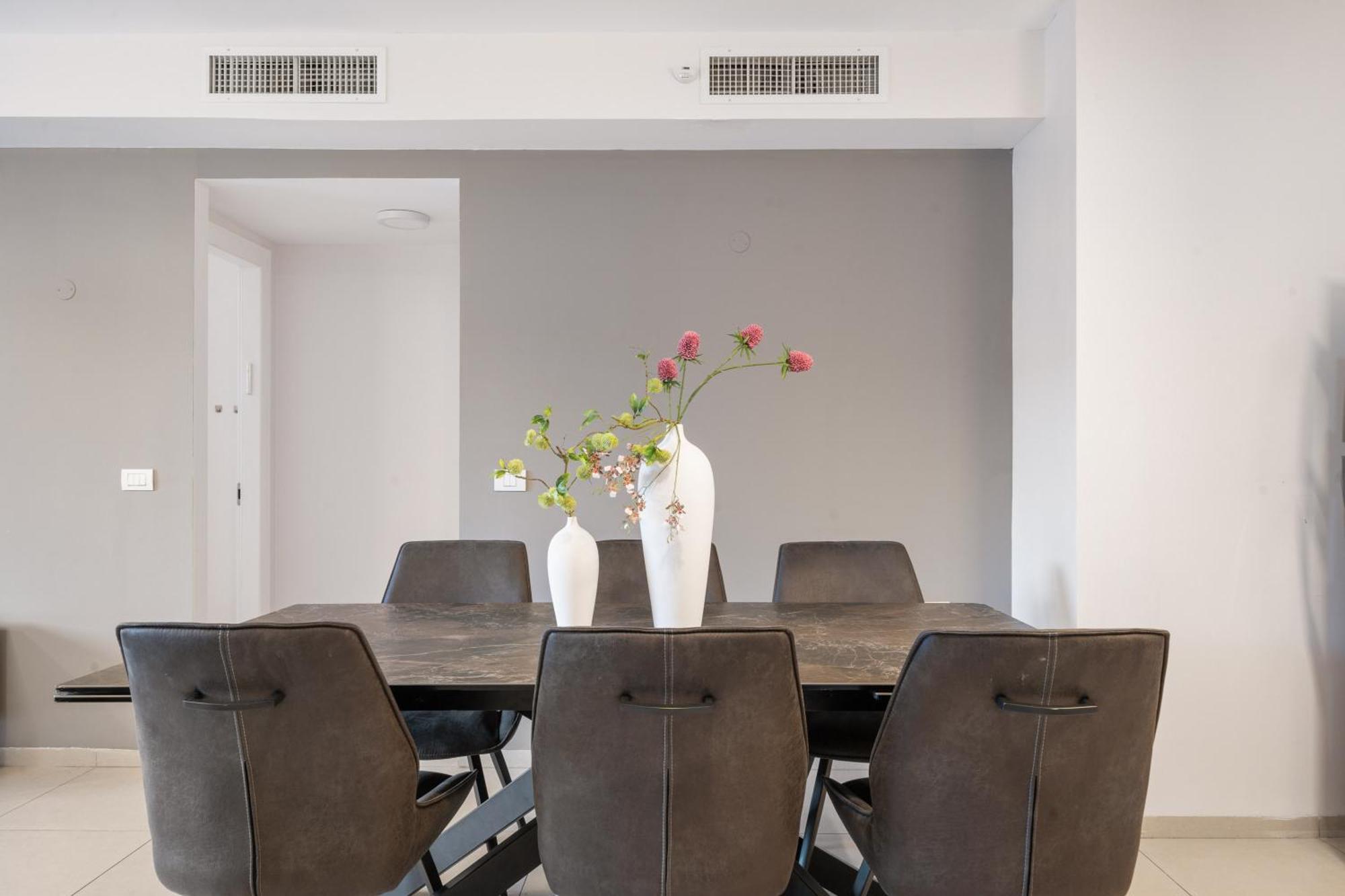 Isrentals Haneviim - Aparthotel In City Center Йерусалим Екстериор снимка