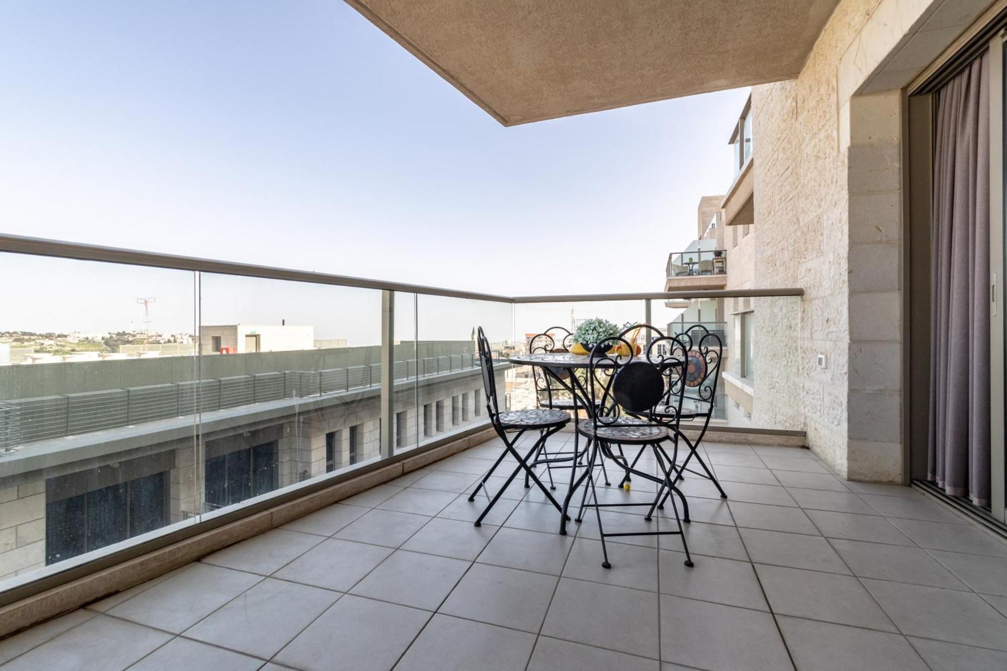 Isrentals Haneviim - Aparthotel In City Center Йерусалим Екстериор снимка