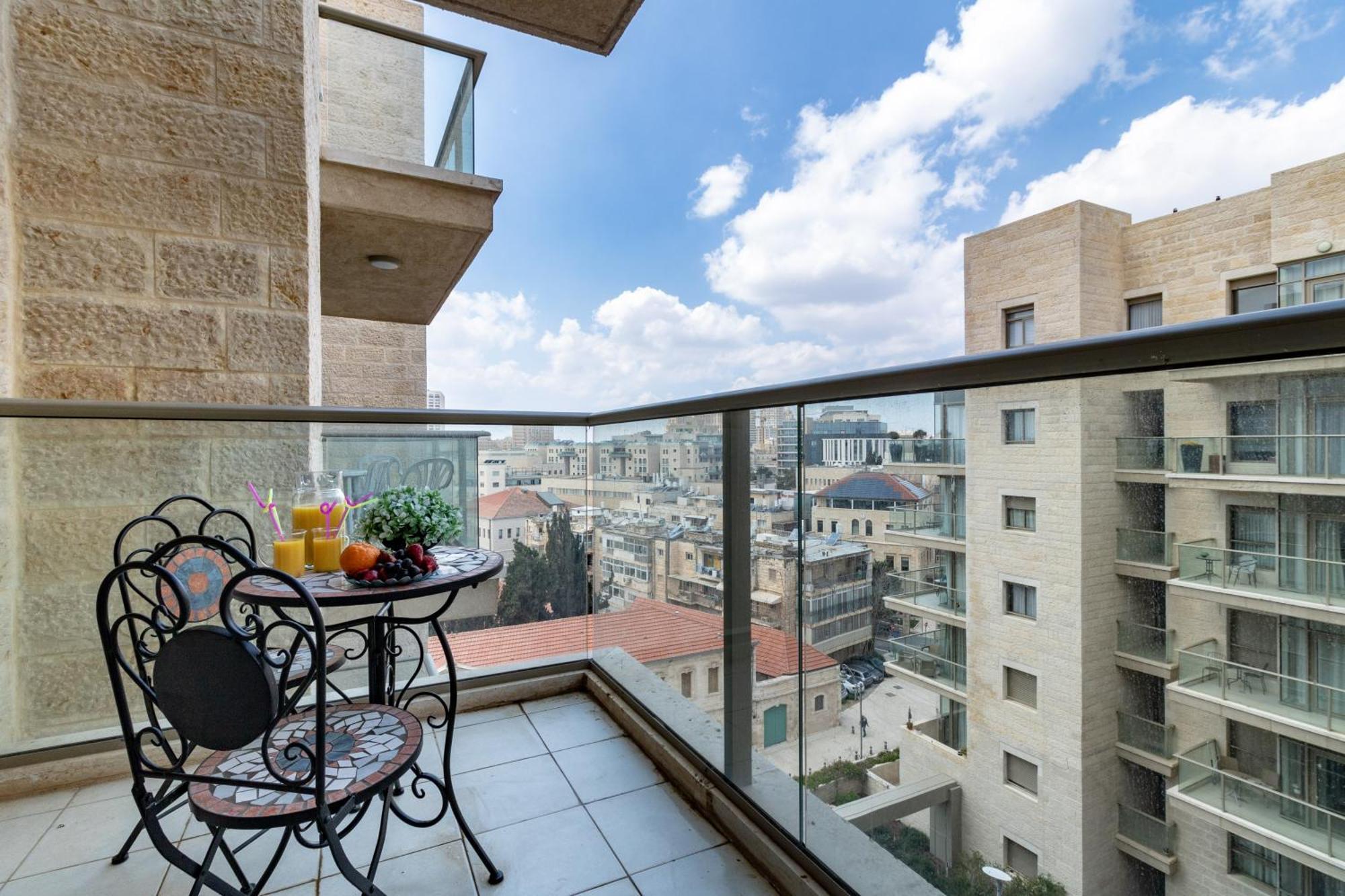 Isrentals Haneviim - Aparthotel In City Center Йерусалим Екстериор снимка